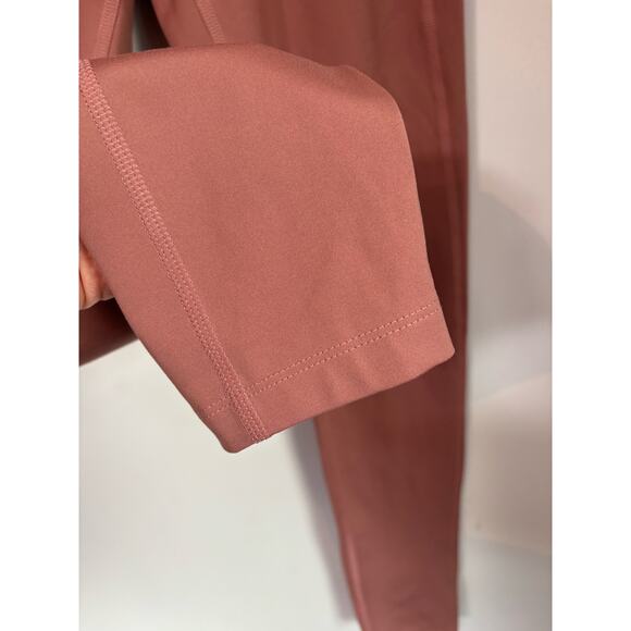 Girlfriend Collective Rosebud Compressive High-Rise Legging - Medium - - Picture 5 of 13